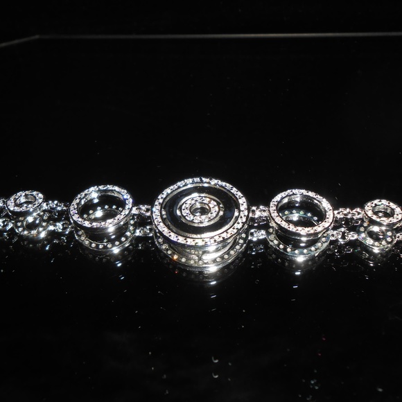 CZ Circle Bracelet - Picture 3 of 5